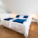 Mountain View Haven - One Bedroom With Balcony Apartment *