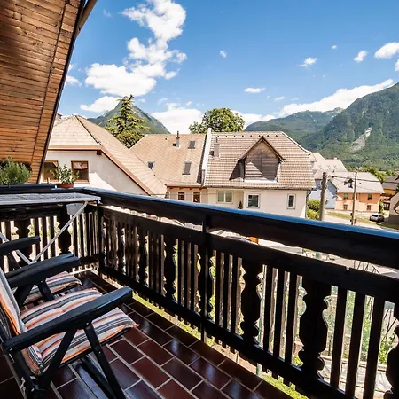 Mountain View Haven - One Bedroom With Balcony Apartment