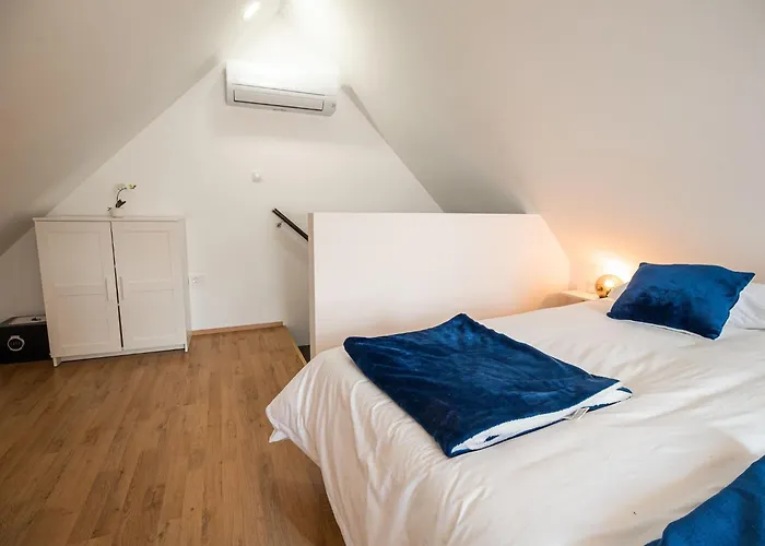 Mountain View Haven - One Bedroom With Balcony * Бовец